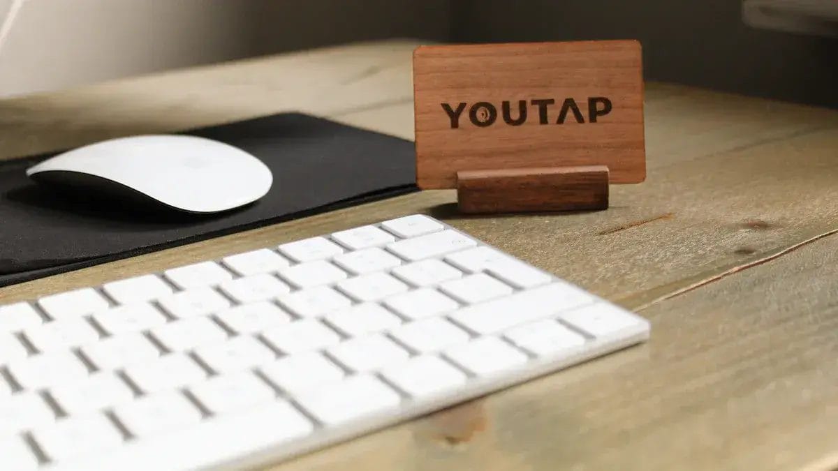 Comment fabriquer facilement un présentoir en bois pour cartes de visite