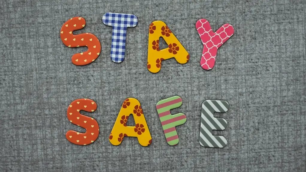 Comment décorer des lettres en bois